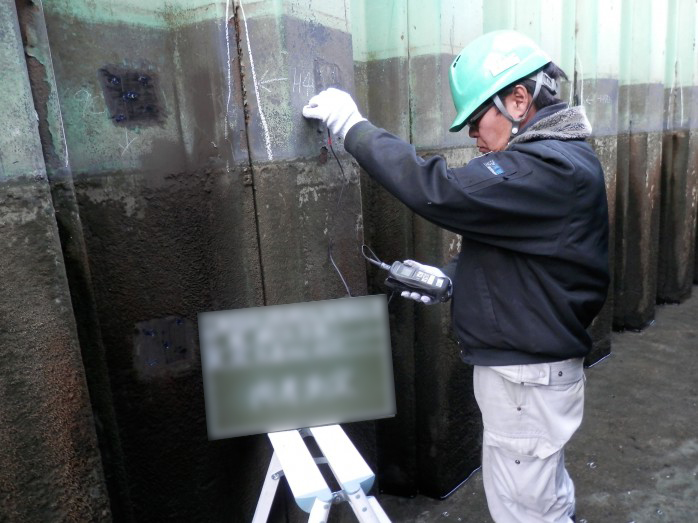 水路鋼矢板護岸補修工事